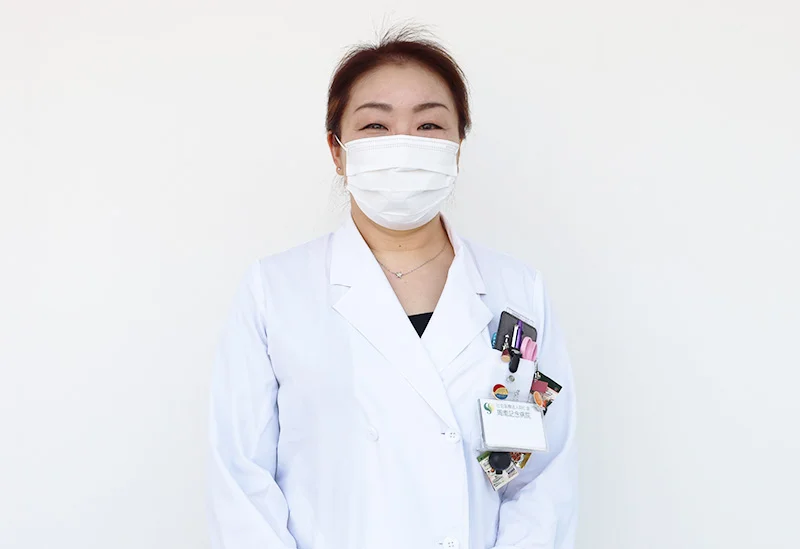 先輩インタビュー写真1（薬剤師）